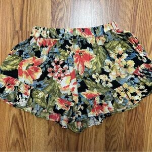 Floral Ruffle Women's Shorts Size Small Beach Festival Billabong